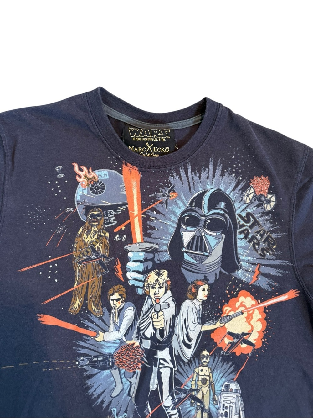 Men’s Marc Ecko Cut & Sew Star Wars Graphic Tee with vintage battle poster MED - Picture 4 of 7